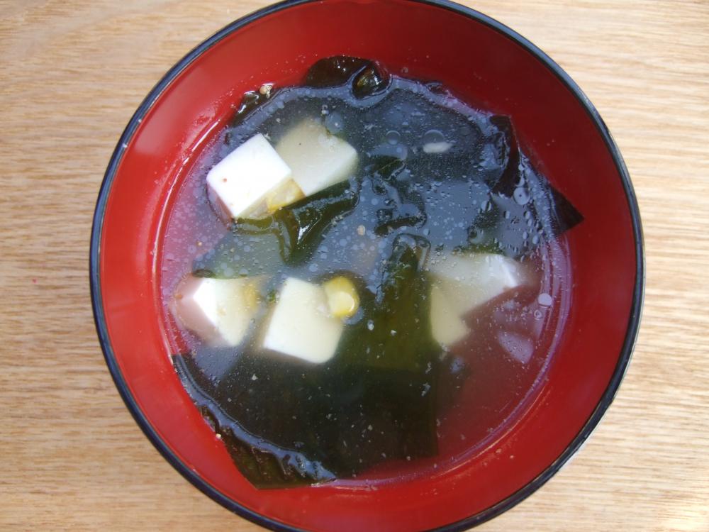 わかめと豆腐の中華スープ